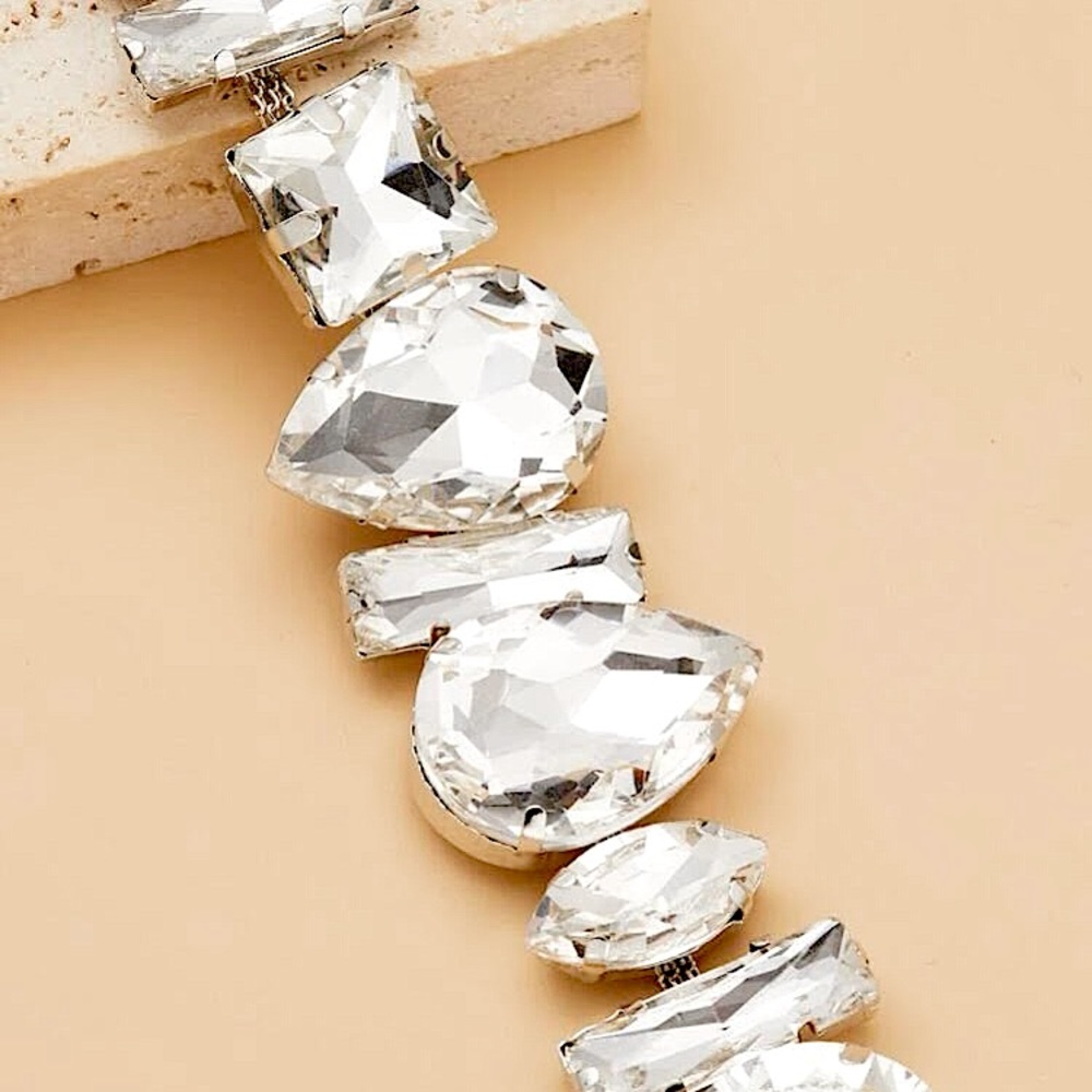 ⚜️[𝟯𝟬%𝗢𝗙𝗙|𝗯𝘂𝗻𝗱𝗹𝗲𝘀 𝟯+]⚜️Large Rhinestone Silver Tone Choker NEW - Picture 4 of 9